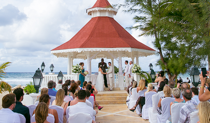 Say “yes” to a destination wedding